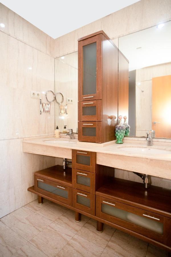 Grand - 8 Min To Center By Metro Appartement *