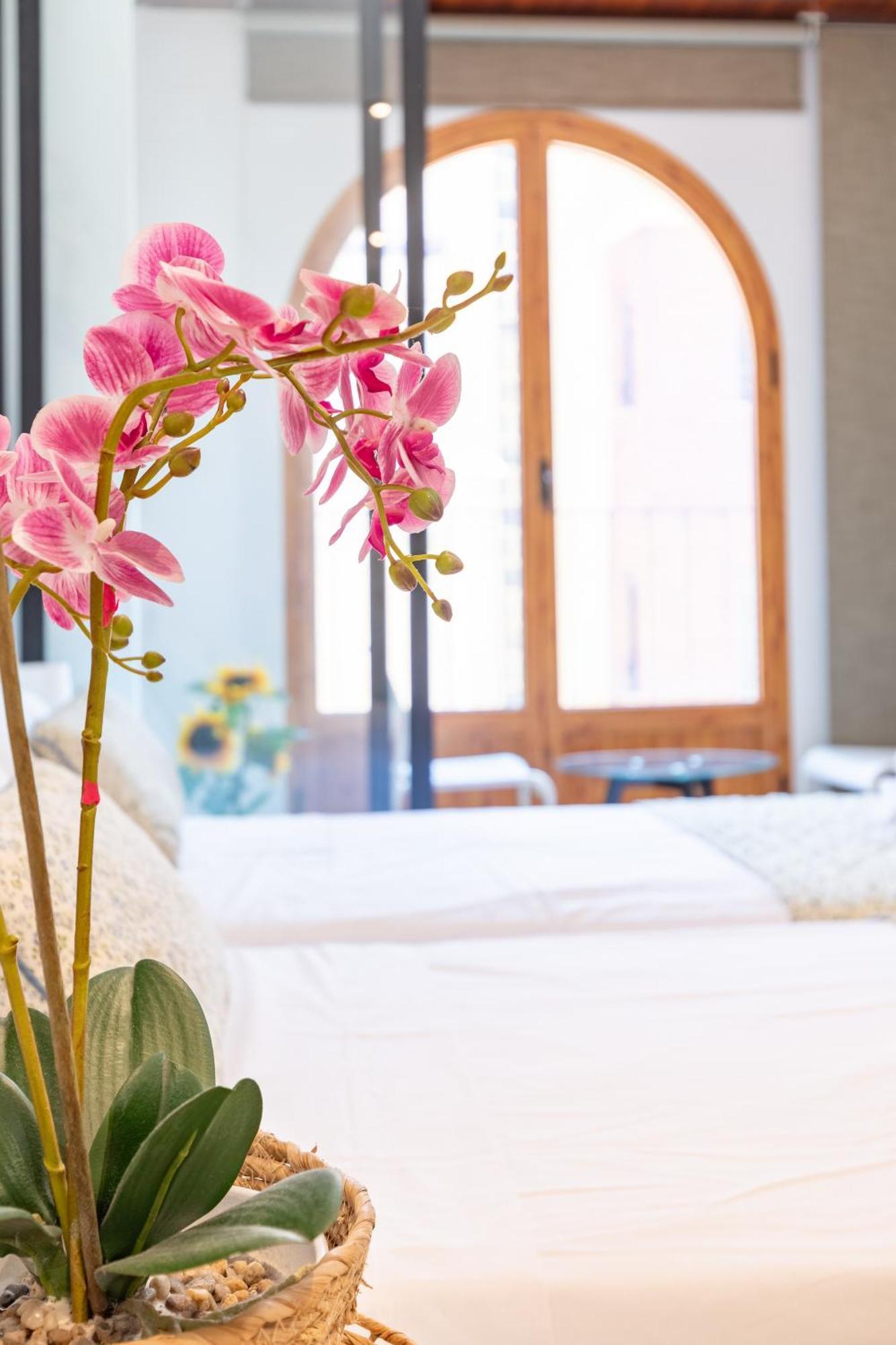 Appartement Grand - 8 Min To Center By Metro *